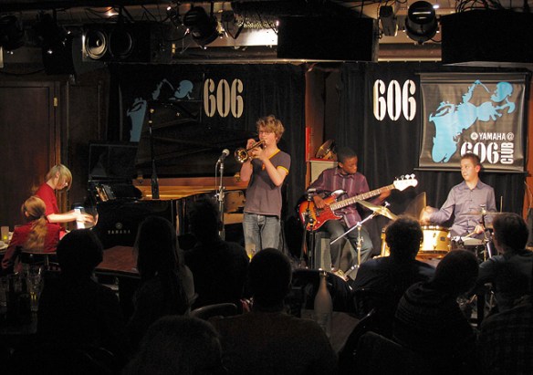 YJE BlueShift-04-web